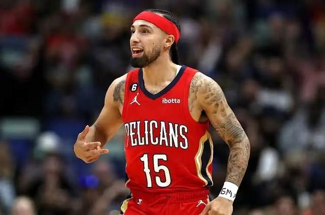 阿莱格里：我只是对裁判说“怎么每次有你在都会出乱子”（阿莱格里解释：我只是问裁判“为何每次你执法都会出状况”）