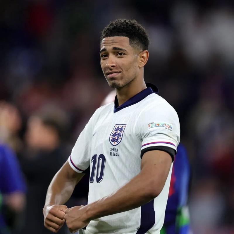 阿尔特塔、卡索拉、波多尔斯基等名宿引阿森纳球迷怀念（阿森纳名宿阿尔特塔、卡索拉、波多尔斯基等引发球迷怀念）