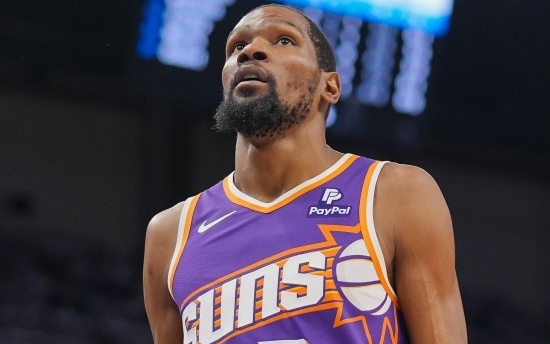 西媒：伊涅斯塔疑似陷入金融诈骗案，秘鲁检察机关已立案调查（西媒称伊涅斯塔疑卷入金融诈骗，秘鲁检方已启动立案调查）