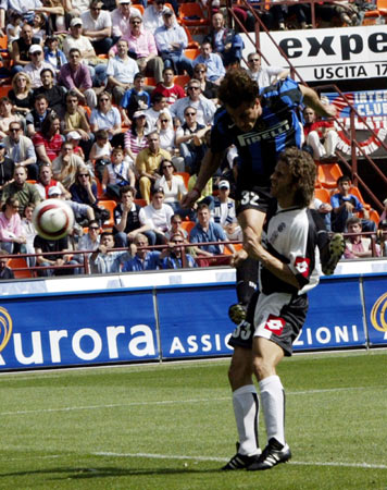 利扎拉祖专栏：德尚的严谨态度是法国队不在预选赛翻车的关键（利扎拉祖专栏：德尚的严谨让法国队稳过预选赛）