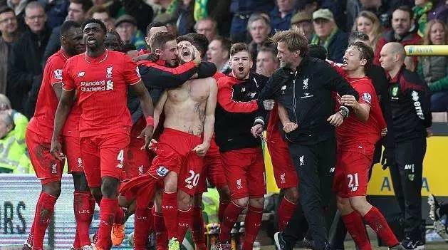 加里·内维尔：切尔西中轴线不够硬，距离赢得英超还很远（加里·内维尔：切尔西中轴偏软，距英超夺冠仍差一截）