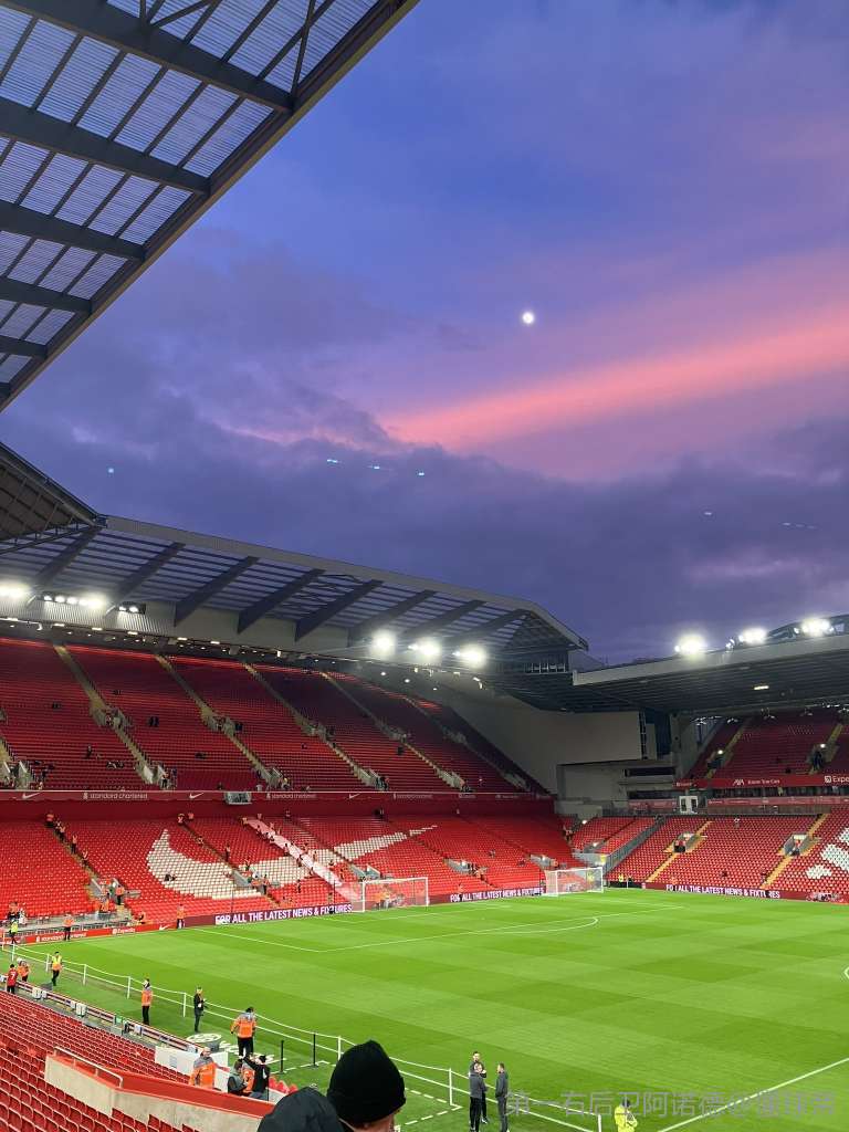 塞尔：赫罗纳高层非常喜欢巴萨中场贝尔纳尔，想在冬窗租借他（塞尔：赫罗纳高层青睐巴萨中场贝尔纳尔，计划冬窗租借）